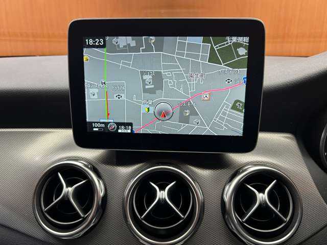 メルセデス・ベンツ ＧＬＡ２２０ 4マチック 千葉県 2017(平29)年 3.8万km キャニオンベージュ レーダーセーフティＰＫＧ　/純正ナビ　/バックカメラ　/ＥＴＣ　/黒革シート　/シートヒーター　/パワーバックドア