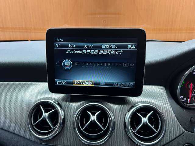 メルセデス・ベンツ ＧＬＡ２２０ 4マチック 千葉県 2017(平29)年 3.8万km キャニオンベージュ レーダーセーフティＰＫＧ　/純正ナビ　/バックカメラ　/ＥＴＣ　/黒革シート　/シートヒーター　/パワーバックドア