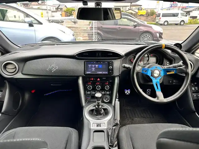 トヨタ ８６ GT 宮城県 2017(平29)年 5.1万km アズライトブルー モデリスタフロントスポイラー/モデリスタサイドスカート/モデリスタトランクスポイラー/社外マフラー純正マフラー車載有/momoステアリング純正ステアリング車載有/純正ナビ（NSZT-W66T）/・CD/DVD/・Bluetooth/・フルセグTV/バックカメラ/ETC/LEDヘッドランプ/フォグランプ/オートライト/スマートキー＆プッシュスタート/電動格納ミラー/純正17インチAW/純正フロアマット