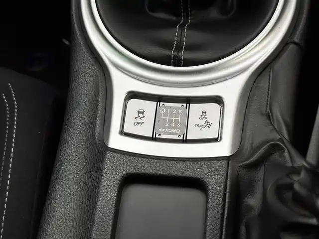 トヨタ ８６ GT 宮城県 2017(平29)年 5.1万km アズライトブルー モデリスタフロントスポイラー/モデリスタサイドスカート/モデリスタトランクスポイラー/社外マフラー純正マフラー車載有/momoステアリング純正ステアリング車載有/純正ナビ（NSZT-W66T）/・CD/DVD/・Bluetooth/・フルセグTV/バックカメラ/ETC/LEDヘッドランプ/フォグランプ/オートライト/スマートキー＆プッシュスタート/電動格納ミラー/純正17インチAW/純正フロアマット