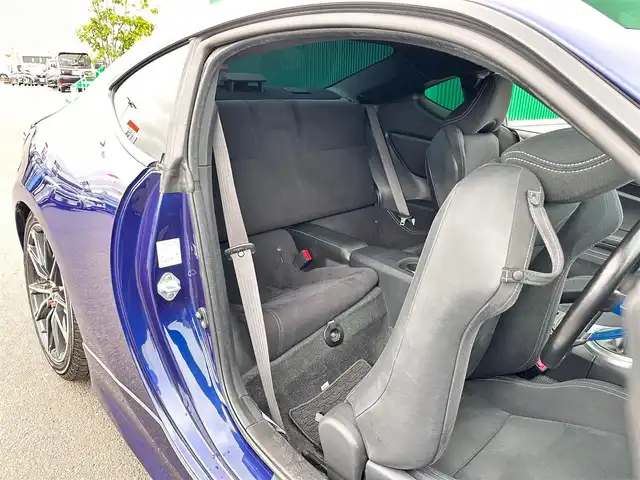 トヨタ ８６ GT 宮城県 2017(平29)年 5.1万km アズライトブルー モデリスタフロントスポイラー/モデリスタサイドスカート/モデリスタトランクスポイラー/社外マフラー純正マフラー車載有/momoステアリング純正ステアリング車載有/純正ナビ（NSZT-W66T）/・CD/DVD/・Bluetooth/・フルセグTV/バックカメラ/ETC/LEDヘッドランプ/フォグランプ/オートライト/スマートキー＆プッシュスタート/電動格納ミラー/純正17インチAW/純正フロアマット