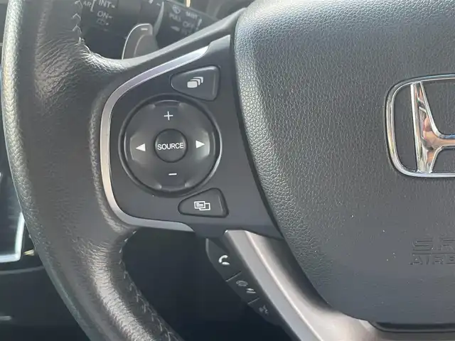 ホンダ ステップワゴン スパーダ ホンダセンシング 愛知県 2018(平30)年 8.1万km プレミアムスパークルブラックパール AIS検査実施済み　評価点4点　内装B/ワンオーナー　/社外SDナビ　/フルセグ　/バックカメラ　/ビルトインETC /ホンダセンシング　/両側パワースライドドア　/LEDヘッドランプ　/プラズマクラスター付オートエアコン　/パドルシフト　/ステアリングスイッチ　/スマートキー　