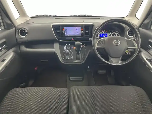 日産 デイズ ルークス ハイウェイスターX Gパッケージ 愛知県 2014(平26)年 8.4万km ブラック 純正ナビ　フルセグＴＶ　Ｂｌｕｅｔｏｏｔｈ　ＤＶＤ　アラウンドビューモニター　両側電動スライドドア　ＥＴＣ　純正後席モニター　オートライト　ＬＥＤヘッドライト　フォグランプ　プッシュスタート　禁煙車