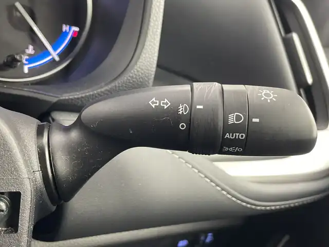 トヨタ ノア ハイブリッド S－Z 愛知県 2023(令5)年 1.9万km ホワイトパールクリスタルシャイン 純正8型ディスプレイオーディオ/・Bluetooth/・AppleCarPlay/バックカメラ/両側パワースライドドア/シートヒーター/レーダークルーズコントロール　/衝突軽減ブレーキ/レーンキープアシスト/オートマチックハイビーム/前後コーナーセンサー/ハーフレザーシート/純正17インチアルミホイール/ビルトインＥＴＣ２．０　/LEDヘッドライト/スマートキー