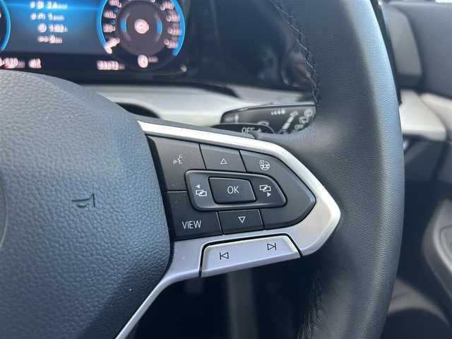 フォルクスワーゲン ＶＷ ゴルフ TDI アクティブアドバンス 滋賀県 2022(令4)年 3.4万km 白 ワンオーナー/純正ナビ/Bカメラ/フルセグTV/BT/USB/Apple car play/LEDヘッドライト/シートヒーター/ステアリングヒーター/ACC/LKA/BSM