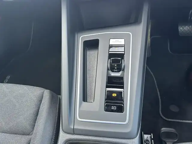 フォルクスワーゲン ＶＷ ゴルフ TDI アクティブアドバンス 滋賀県 2022(令4)年 3.4万km 白 ワンオーナー/純正ナビ/Bカメラ/フルセグTV/BT/USB/Apple car play/LEDヘッドライト/シートヒーター/ステアリングヒーター/ACC/LKA/BSM