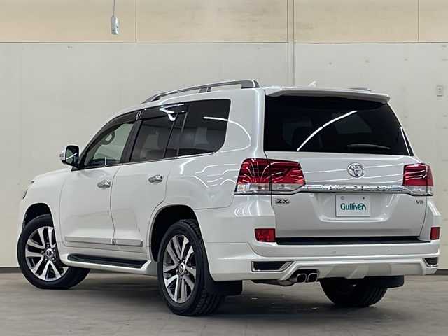トヨタ ランドクルーザー ZX 道央・札幌 2019(令1)年 2.6万km ホワイトパールクリスタルシャイン /４WD//サンルーフ//純正メーカーオプションナビゲーション//Bluetooth　フルセグ　SD　AM　FM　USB　AUX//全方位カメラ//モデリスタエアロ//トヨタセーフティセンス//追従クルーズコントロール//コーナーセンサー//センターデフロック//ダウンヒルアシストコントロール//ECT2nd//ブラインドスポットモニター//レザーシート//運転席シートメモリー//前席パワーシート//前席シートベンチレーション//前席＋2列目シートヒーター//前席エアーシート//MTモード//パワーバックドア//電動格納シート//ETC2.0//革巻きステアリング//ステアリングヒーター//前後ドライブレコーダー//自動防眩ミラー//SOSコール//スマートキー//スペアキー//プッシュスタート//純正エンジンスターター//LEDヘッドライト//オートライト//オートマチックハイビーム//ルーフレール//純正アルミホイル//ドアバイザー