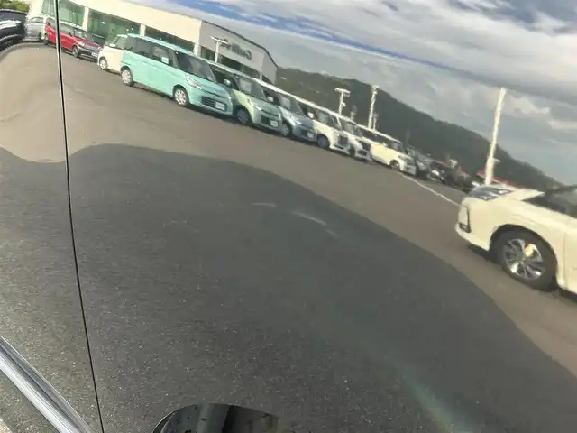 日産 エルグランド 250HWS アーバンクロム 岡山県 2018(平30)年 8.7万km ファントムブラック 登録時走行距離86551km/純正8インチナビ/フルセグTV(AM.FM.CD.DVD.TV.BT)/両側パワースライドドア/全方位カメラ/ETC/クリアランスソナー/衝突軽減ブレーキ/クルーズコントロール/オットマン/オートライト/USB入力端子/18インチ純正AW/純正フロアマット