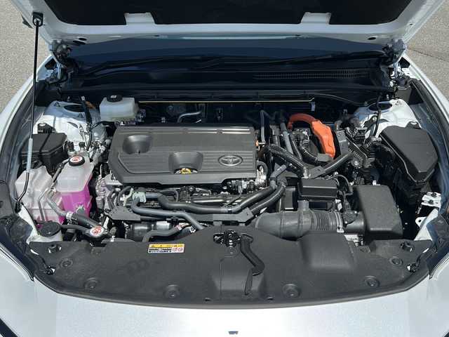 トヨタ クラウン スポーツ Z 富山県 2024(令6)年 0.9万km プレシャスホワイトパール 4WD/トヨタセーフティセンス/プリクラッシュセーフティ/レーンディパーチャーアラート/レーントレーシングアシスト/レーダークルーズコントロール/ロードサインアシスト/アダプティブハイビーム/パノラミックビューモニター/デジタルインナーミラー/パワーバックドア/シートベンチレーション/シートヒーター/純正メーカーナビ/フルセグ/ETC2.0