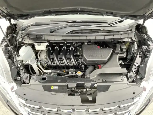 日産 セレナ ハイウェイスター V 千葉県 2022(令4)年 4.6万km ダイヤモンドブラック 全方位運転支援システム/インテリジェント エマージェンシーブレーキ/標識検知機能/踏み間違い衝突防止アシスト/車線逸脱防止支援システム/車線逸脱警報/後側方衝突防止支援システム/後側方車両検知警報/後退時車両検知警報/前方衝突予測警報/純正7インチメモリーナビ/フルセグTV/Bluetooth接続/フルセグTV/CD/DVD再生/全方位カメラ/デジタルインナーミラー/ブラインドスポットモニター/プロパイロット/両側パワースライドドア/LEDヘッドライト