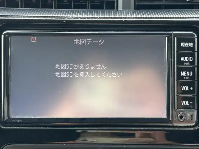 トヨタ アクア S 兵庫県 2018(平30)年 6.9万km スーパーホワイトⅡ 純正SDナビ/バックカメラ/前方ドライブレコーダー/ETC/Bluetoothオーディオ/フルセグTV/オートマティックハイビーム/クリアランスソナー/LEDヘッドライト/先行車発進お知らせ/純正フロアマット/トヨタセーフティセンス
