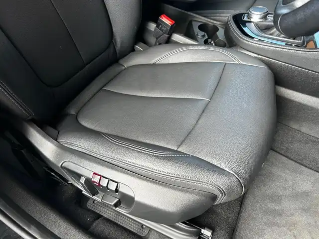 ＢＭＷ ２１８ｄ 富山県 2019(令1)年 4.3万km サファイアブラックP アドバンスドアクティブセーフティパッケージ/パーキングサポートパッケージ/コンフォートパッケージ/純正HDDナビ/AM/FMラジオ/Bluetooth接続/社外地上デジタルTV/USB接続/D/N席パワーシート（D席メモリ機能付き）/D/N席シートヒーター/ブラックレザーシート/前後PDC/ヘッドアップディスプレイ/アイドリングストップ/プッシュスタート/パワーバックドア