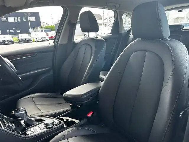 ＢＭＷ ２１８ｄ 富山県 2019(令1)年 4.3万km サファイアブラックP アドバンスドアクティブセーフティパッケージ/パーキングサポートパッケージ/コンフォートパッケージ/純正HDDナビ/AM/FMラジオ/Bluetooth接続/社外地上デジタルTV/USB接続/D/N席パワーシート（D席メモリ機能付き）/D/N席シートヒーター/ブラックレザーシート/前後PDC/ヘッドアップディスプレイ/アイドリングストップ/プッシュスタート/パワーバックドア