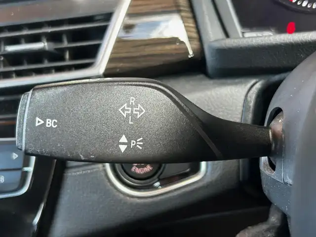 ＢＭＷ ２１８ｄ 富山県 2019(令1)年 4.3万km サファイアブラックP アドバンスドアクティブセーフティパッケージ/パーキングサポートパッケージ/コンフォートパッケージ/純正HDDナビ/AM/FMラジオ/Bluetooth接続/社外地上デジタルTV/USB接続/D/N席パワーシート（D席メモリ機能付き）/D/N席シートヒーター/ブラックレザーシート/前後PDC/ヘッドアップディスプレイ/アイドリングストップ/プッシュスタート/パワーバックドア