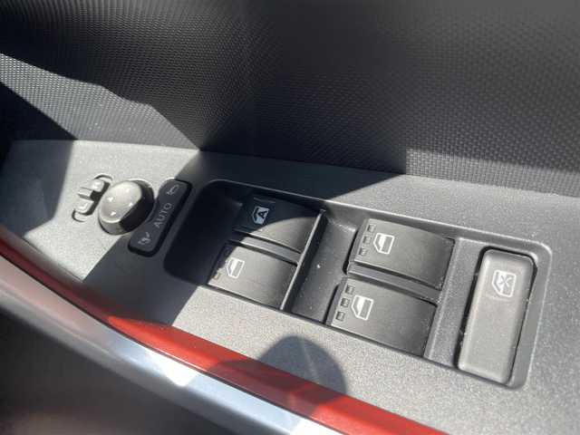 トヨタ ライズ Z 熊本県 2021(令3)年 5万km ナチュラルベージュマイカM ワンオーナー/保証書・取説有り/純正ディスプレイオーディオ/・BT/USB/フルセグ/Bカメラ/ETC/前後ドラレコ/革調シートカバー/クルコン/シートヒーター/LEDライト/・オートHビーム/・オートライト/・フォグ/ISOFIX/スマートアシスト/・衝突警報機能/・標識認識機能/・先行車発進お知らせ機能/・全車速追従機能付ACC/・車線逸脱警報機/・抑制制御機能/・スマートパノラマパーキングアシスト/リアスポイラー/マット/スマートキー/スペアキー×1