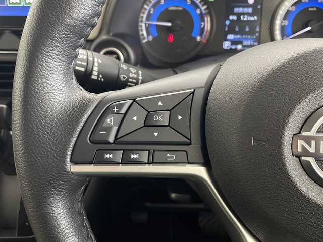 日産 デイズ X 秋田県 2025(令7)年 0.3万km アッシュブラウンM ４WD/純正メモリナビ/純正AW/前後コーナーセンサー/前席シートヒーター/アイドリングストップ/ステアリングヒーター/衝突被害軽減システム/オートライト/オートマチックハイビーム/LEDヘッドライト/スマートキー/スペアキー