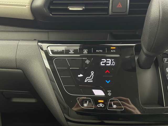 日産 デイズ X 秋田県 2025(令7)年 0.3万km アッシュブラウンM ４WD/純正メモリナビ/純正AW/前後コーナーセンサー/前席シートヒーター/アイドリングストップ/ステアリングヒーター/衝突被害軽減システム/オートライト/オートマチックハイビーム/LEDヘッドライト/スマートキー/スペアキー