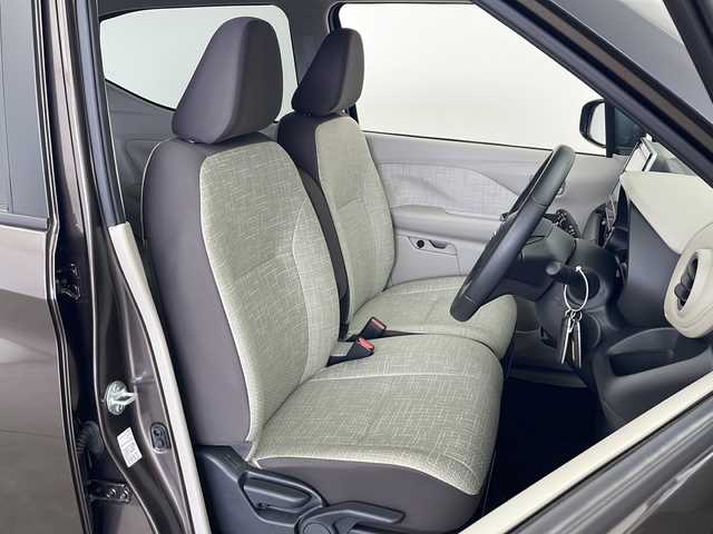 日産 デイズ X 秋田県 2025(令7)年 0.3万km アッシュブラウンM ４WD/純正メモリナビ/純正AW/前後コーナーセンサー/前席シートヒーター/アイドリングストップ/ステアリングヒーター/衝突被害軽減システム/オートライト/オートマチックハイビーム/LEDヘッドライト/スマートキー/スペアキー