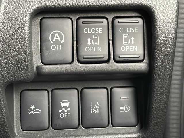 日産 デイズ ルークス HWS X Vセレクション 福岡県 2019(平31)年 4万km ブラック /純正ナビ//フルセグ/DVD/CD/BT/AUX//両側パワースライドドア//前後ドライブレコーダー//ハーフレザーシート//シートヒーター//純正１５インチアルミホイール//衝突軽減ブレーキ//レーンキープアシスト//全方位カメラ//後席サーキュレーター//ステアリングスイッチ//１５インチ夏タイヤ積込//純正ETC//ウィンカーミラー//スマートキー//スペアキー//LEDヘッドライト//保証書//取扱説明書