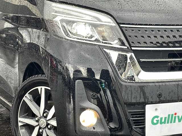 日産 デイズ ルークス HWS X Vセレクション 福岡県 2019(平31)年 4万km ブラック /純正ナビ//フルセグ/DVD/CD/BT/AUX//両側パワースライドドア//前後ドライブレコーダー//ハーフレザーシート//シートヒーター//純正１５インチアルミホイール//衝突軽減ブレーキ//レーンキープアシスト//全方位カメラ//後席サーキュレーター//ステアリングスイッチ//１５インチ夏タイヤ積込//純正ETC//ウィンカーミラー//スマートキー//スペアキー//LEDヘッドライト//保証書//取扱説明書