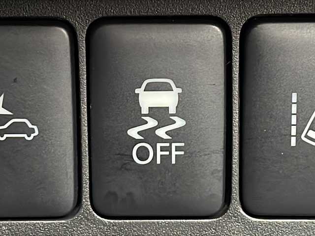 日産 デイズ ルークス HWS X Vセレクション 福岡県 2019(平31)年 4万km ブラック /純正ナビ//フルセグ/DVD/CD/BT/AUX//両側パワースライドドア//前後ドライブレコーダー//ハーフレザーシート//シートヒーター//純正１５インチアルミホイール//衝突軽減ブレーキ//レーンキープアシスト//全方位カメラ//後席サーキュレーター//ステアリングスイッチ//１５インチ夏タイヤ積込//純正ETC//ウィンカーミラー//スマートキー//スペアキー//LEDヘッドライト//保証書//取扱説明書