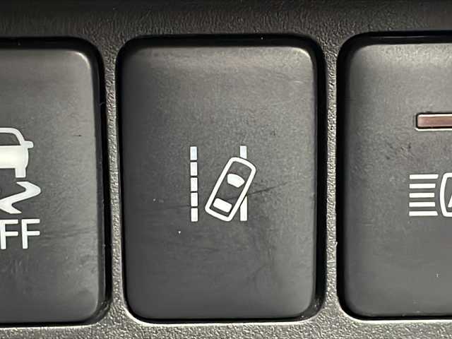 日産 デイズ ルークス HWS X Vセレクション 福岡県 2019(平31)年 4万km ブラック /純正ナビ//フルセグ/DVD/CD/BT/AUX//両側パワースライドドア//前後ドライブレコーダー//ハーフレザーシート//シートヒーター//純正１５インチアルミホイール//衝突軽減ブレーキ//レーンキープアシスト//全方位カメラ//後席サーキュレーター//ステアリングスイッチ//１５インチ夏タイヤ積込//純正ETC//ウィンカーミラー//スマートキー//スペアキー//LEDヘッドライト//保証書//取扱説明書