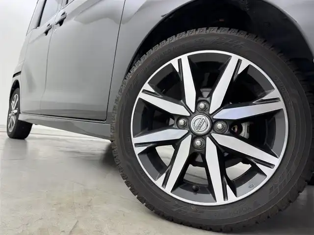 日産 デイズ ルークス HWS X Vセレクション 福岡県 2019(平31)年 4万km ブラック 純正ナビ／フルセグＴＶ　/アラウンドビューモニター　/ＥＴＣ　/前後ドライブレコーダー　/コーナーセンサー　/衝突被害軽減ブレーキ　/レーンキープ　/アイドリングストップ　/両側電動スライドドア　/純正１５インチＡＷ