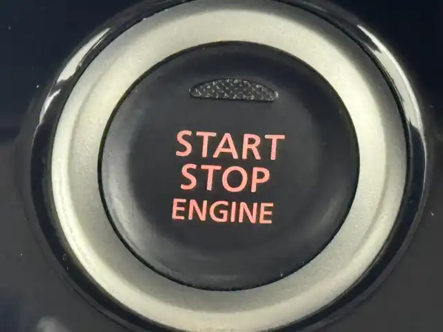 日産 デイズ ルークス HWS X Vセレクション 福岡県 2019(平31)年 4万km ブラック 純正ナビ／フルセグＴＶ　/アラウンドビューモニター　/ＥＴＣ　/前後ドライブレコーダー　/コーナーセンサー　/衝突被害軽減ブレーキ　/レーンキープ　/アイドリングストップ　/両側電動スライドドア　/純正１５インチＡＷ