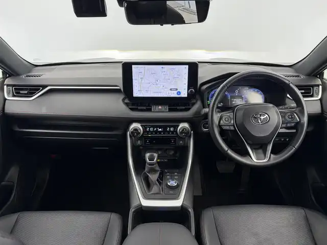 トヨタ ＲＡＶ４ ＰＨＶ Z 愛知県 2023(令5)年 5万km アティチュードブラックマイカ トヨタセーフティセンス/プリクラッシュセーフティ/レーントレーシングアシスト/レーダークルーズコントロール/オートマチックハイビーム/ロードサインアシスト/ブラインドスポットモニター/パーキングサポートブレーキ/デジタルインナーミラー/パノラミックビューモニター/純正9インチディスプレイオーディオ/フルセグTV/Bluetooth接続/AM/FM/USB/AppleCarPlay/AndroidAuto/Miracast/T-Connect/ステアリングヒーター/レザーシート/電動パワーシート/シートヒーター/シートエアコン/パワーバックドア/100V電源/充電用USB端子/ワイヤレス充電/純正19インチアルミホイール/ETC2.0/前後ドライブレコーダー