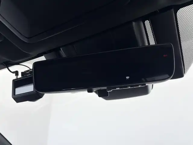 トヨタ ＲＡＶ４ ＰＨＶ Z 愛知県 2023(令5)年 5万km アティチュードブラックマイカ トヨタセーフティセンス/プリクラッシュセーフティ/レーントレーシングアシスト/レーダークルーズコントロール/オートマチックハイビーム/ロードサインアシスト/ブラインドスポットモニター/パーキングサポートブレーキ/デジタルインナーミラー/パノラミックビューモニター/純正9インチディスプレイオーディオ/フルセグTV/Bluetooth接続/AM/FM/USB/AppleCarPlay/AndroidAuto/Miracast/T-Connect/ステアリングヒーター/レザーシート/電動パワーシート/シートヒーター/シートエアコン/パワーバックドア/100V電源/充電用USB端子/ワイヤレス充電/純正19インチアルミホイール/ETC2.0/前後ドライブレコーダー