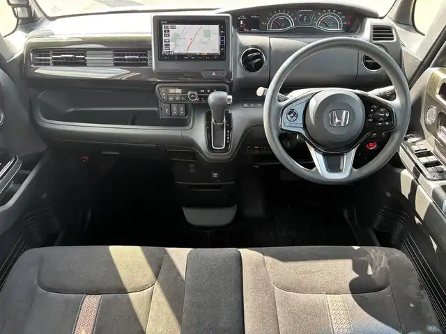 日産 フーガ 250GT 福岡県 2013(平25)年 3.9万km クリスタルホワイトパール 純正ナビ/(BT/フルセグ/DISC/AM/FM）/Bカメラ/クルーズコントロール/LEDヘッドライト/AFS/オートライト/シートメモリー/DN席パワーシート/チルトステアリング/助手席オットマン/純正18インチAW/TVキャンセラー/ISOFIX/横滑り防止装置/盗難防止装置/衝突被害軽減ブレーキ/スマートキー/ETC