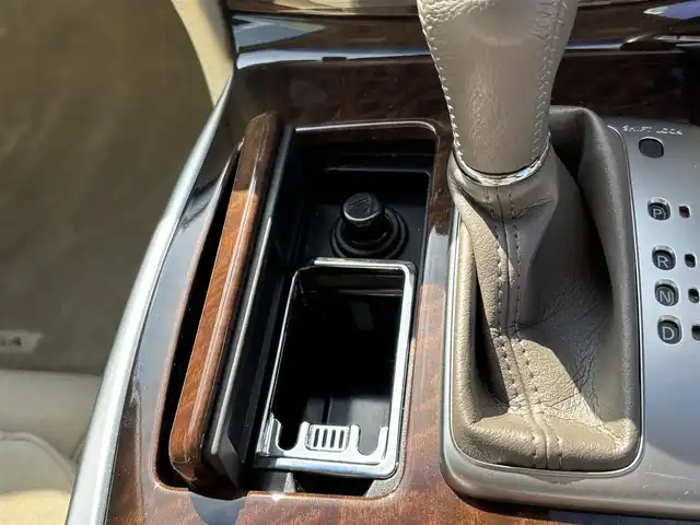 日産 フーガ 250GT 福岡県 2013(平25)年 3.9万km クリスタルホワイトパール 純正ナビ/(BT/フルセグ/DISC/AM/FM）/Bカメラ/クルーズコントロール/LEDヘッドライト/AFS/オートライト/シートメモリー/DN席パワーシート/チルトステアリング/助手席オットマン/純正18インチAW/TVキャンセラー/ISOFIX/横滑り防止装置/盗難防止装置/衝突被害軽減ブレーキ/スマートキー/ETC