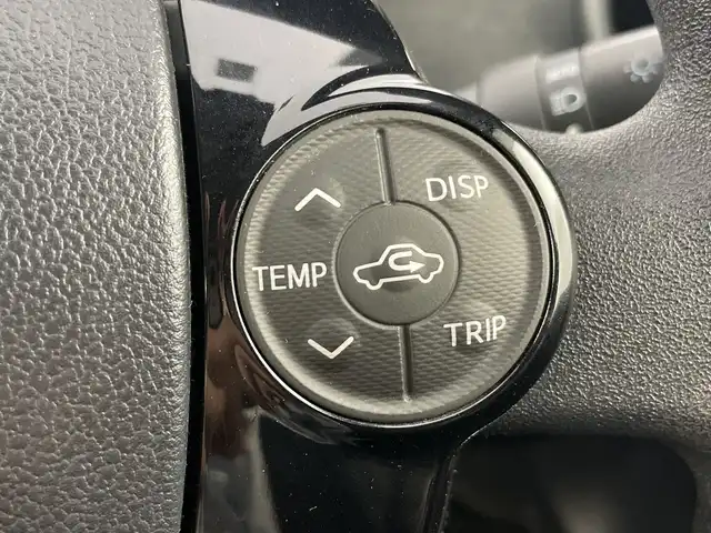 トヨタ アクア S スタイルブラック 愛知県 2017(平29)年 6.5万km ブラックマイカ 禁煙車/純正7インチナビ/（CD/DVD/Bluetooth/フルセグTV/SD)/バックカメラ/トヨタセーフティセンス/・プリクラッシュセーフティ/・レーンディパーチャーアラート/・オートマチックハイビーム/ETC/15インチアルミホイール/スマートキー/スペアキー1本/プッシュスタート/LEDヘッドライト/フロントフォグランプ/オートライト/純正フロアマット/横滑り防止装置