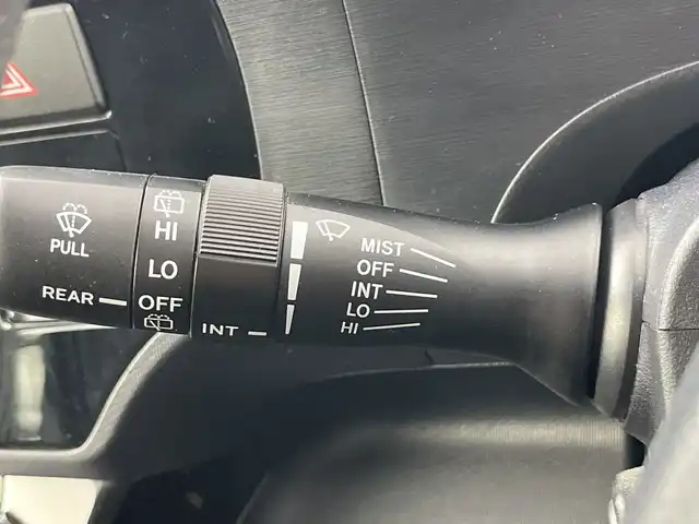 トヨタ アクア S スタイルブラック 愛知県 2017(平29)年 6.5万km ブラックマイカ 禁煙車/純正7インチナビ/（CD/DVD/Bluetooth/フルセグTV/SD)/バックカメラ/トヨタセーフティセンス/・プリクラッシュセーフティ/・レーンディパーチャーアラート/・オートマチックハイビーム/ETC/15インチアルミホイール/スマートキー/スペアキー1本/プッシュスタート/LEDヘッドライト/フロントフォグランプ/オートライト/純正フロアマット/横滑り防止装置