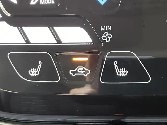 三菱 デリカミニ T プレミアム 岩手県 2024(令6)年 0.8万km アメジストブラック/シルキーホワイト ４WD/ターボ/ルーフレール/マッドフラップ/マルチアラウンドモニター/両側ハンズフリーオートスライドドア/デジタルルームミラー/リヤサーキュレーション/ヒルディセントコントロール/ヒルスタートアシスト/e-Assist/衝突被害軽減ブレーキシステム/路外逸脱防止支援機能/標識認識システム/先行車発進通知システム/踏み間違い衝突防止アシスト/マイパイロット/レーダークルーズコントロール/車線維持支援機能/コーナーセンサー/オートハイビーム/横滑り防止装置/アイドリングストップ/パドルシフト/リヤロールサンシェード/撥水シート生地/前席シートヒーター/ステアリングヒーター/ブレーキオートホールド/純正ディスプレイオーディオ/AppleCarPlay・AndroidAuto/純正１５インチアルミホイール