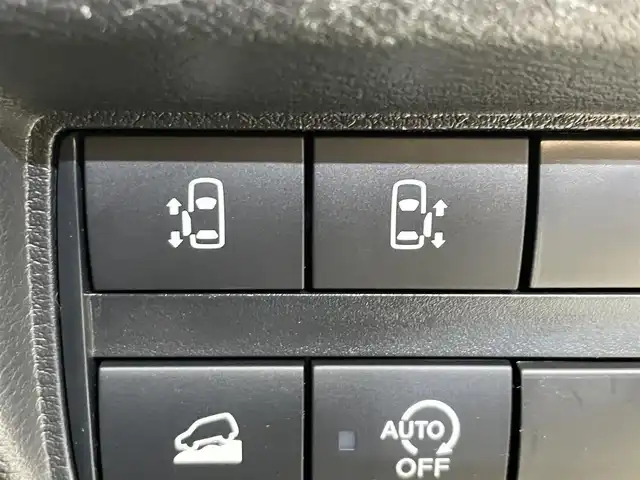 三菱 デリカミニ T プレミアム 岩手県 2024(令6)年 0.8万km アメジストブラック/シルキーホワイト ４WD/ターボ/ルーフレール/マッドフラップ/マルチアラウンドモニター/両側ハンズフリーオートスライドドア/デジタルルームミラー/リヤサーキュレーション/ヒルディセントコントロール/ヒルスタートアシスト/e-Assist/衝突被害軽減ブレーキシステム/路外逸脱防止支援機能/標識認識システム/先行車発進通知システム/踏み間違い衝突防止アシスト/マイパイロット/レーダークルーズコントロール/車線維持支援機能/コーナーセンサー/オートハイビーム/横滑り防止装置/アイドリングストップ/パドルシフト/リヤロールサンシェード/撥水シート生地/前席シートヒーター/ステアリングヒーター/ブレーキオートホールド/純正ディスプレイオーディオ/AppleCarPlay・AndroidAuto/純正１５インチアルミホイール