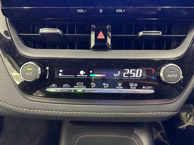 トヨタ カローラツーリング ハイブリッド ダブルバイビー 宮城県 2024(令6)年 1.1万km プラチナホワイトパールマイカ ワンオーナー　/４ＷＤ　/レーダークルーズコントロール　/純正ナビゲーション/　（Bluetooth　インターネット　フルセグテレビ）/ドライブレコーダー　/ＥＴＣ２．０　/プリクラッシュセーフティ　/マルチインフォメーションディスプレイ　/オートライト/オートハイビーム/純正フロアマット/バックカメラ/純正アルミホイール/保証書/取扱説明書