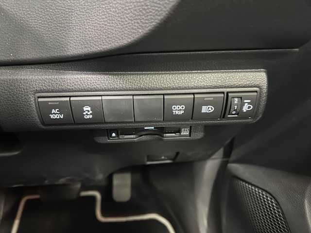 トヨタ カローラツーリング ハイブリッド ダブルバイビー 宮城県 2024(令6)年 1.1万km プラチナホワイトパールマイカ ワンオーナー　/４ＷＤ　/レーダークルーズコントロール　/純正ナビゲーション/　（Bluetooth　インターネット　フルセグテレビ）/ドライブレコーダー　/ＥＴＣ２．０　/プリクラッシュセーフティ　/マルチインフォメーションディスプレイ　/オートライト/オートハイビーム/純正フロアマット/バックカメラ/純正アルミホイール/保証書/取扱説明書