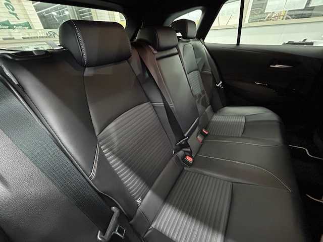 トヨタ カローラツーリング ハイブリッド ダブルバイビー 宮城県 2024(令6)年 1.1万km プラチナホワイトパールマイカ ワンオーナー　/４ＷＤ　/レーダークルーズコントロール　/純正ナビゲーション/　（Bluetooth　インターネット　フルセグテレビ）/ドライブレコーダー　/ＥＴＣ２．０　/プリクラッシュセーフティ　/マルチインフォメーションディスプレイ　/オートライト/オートハイビーム/純正フロアマット/バックカメラ/純正アルミホイール/保証書/取扱説明書