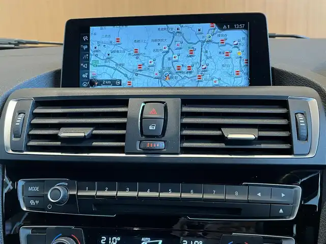 ＢＭＷ Ｍ１４０ｉ 宮城県 2017(平29)年 8.5万km アルピンホワイトⅢ インテリジェントセーフティ/レーンディパーチャーウォーニング/iDriveナビゲーションシステム/バックカメラ/前後PDC/パーキングアシスト/LEDヘッドライト/オートライト/クルーズコントロール/ステアリングスイッチ/パドルシフト/コンフォートアクセス/純正18インチAW/ブラックキドニーグリル/メモリ機能付きパワーシート/ドライブレコーダー/ETC車載器