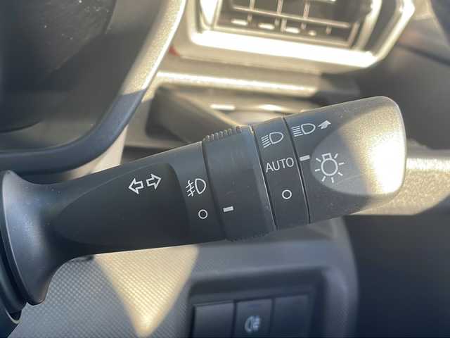 トヨタ ライズ Z 三重県 2020(令2)年 1.9万km ブラックマイカメタリック/シャイニングホワイトパール 純正９型ナビ/全周囲カメラ/純正ビルトインＥＴＣ/スペアキー/追従クルーズコントロール/レーンキープアシスト/シートヒーター/ステアリングスイッチ/先行車発進告知/衝突被害軽減システム/アイドリングストップ/ＭＴモード/ＬＥＤオートライト/フォグランプ/電動格納ミラー　/禁煙車