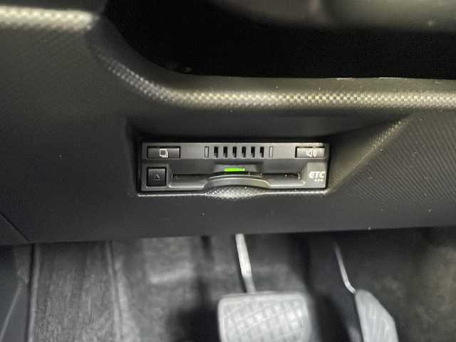 トヨタ ライズ Z 三重県 2020(令2)年 1.9万km ブラックマイカメタリック/シャイニングホワイトパール 純正９型ナビ/全周囲カメラ/純正ビルトインＥＴＣ/スペアキー/追従クルーズコントロール/レーンキープアシスト/シートヒーター/ステアリングスイッチ/先行車発進告知/衝突被害軽減システム/アイドリングストップ/ＭＴモード/ＬＥＤオートライト/フォグランプ/電動格納ミラー　/禁煙車