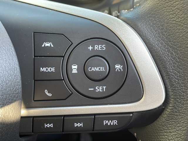 トヨタ ライズ Z 三重県 2020(令2)年 1.9万km ブラックマイカメタリック/シャイニングホワイトパール 純正９型ナビ/全周囲カメラ/純正ビルトインＥＴＣ/スペアキー/追従クルーズコントロール/レーンキープアシスト/シートヒーター/ステアリングスイッチ/先行車発進告知/衝突被害軽減システム/アイドリングストップ/ＭＴモード/ＬＥＤオートライト/フォグランプ/電動格納ミラー　/禁煙車