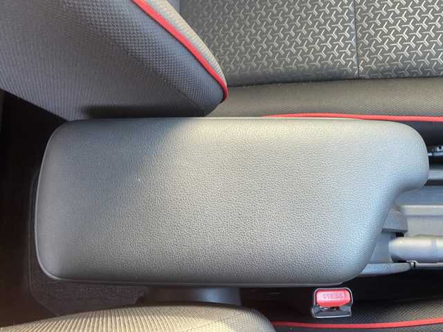 トヨタ ライズ Z 三重県 2020(令2)年 1.9万km ブラックマイカメタリック/シャイニングホワイトパール 純正９型ナビ/全周囲カメラ/純正ビルトインＥＴＣ/スペアキー/追従クルーズコントロール/レーンキープアシスト/シートヒーター/ステアリングスイッチ/先行車発進告知/衝突被害軽減システム/アイドリングストップ/ＭＴモード/ＬＥＤオートライト/フォグランプ/電動格納ミラー　/禁煙車