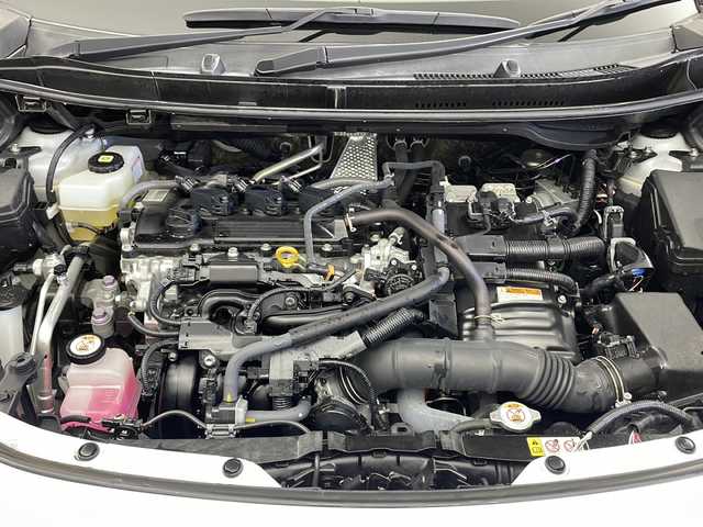 トヨタ ヤリスクロス ハイブリッド Z 栃木県 2021(令3)年 5.9万km ブラックマイカ/ホワイトパールクリスタルシャイン 2トーン 4WD/AC1500W電源/GRマッドガード/純正8インチディスプレイオーディオ/・Apple CarPlay/Android Auto/Bluetooth/USB/Miracast/・フルセグTV/AM/FM/トヨタセーフティセンス/・プリクラッシュセーフティ/・レーントレーシングアシスト/・レーンディパーチャーアラート/・レーダークルーズコントロール/・アダプティブハイビームシステム/・ブラインドスポットモニター/・ロードサインアシスト/コンビネーションシート(合皮)/シートヒーター(D/N席)/ステアリングヒーター/電動パーキングブレーキ(HOLDスイッチ付)/ドライブレコーダー(F/R)/ダウンヒルアシスト/後付けセンターコンソール/LEDヘッドライト/ドアバイザー/カーボン調スカッププレート/カーボン調ドアインナーパネル/純正18インチアルミホイール/スマートキー×2本/社外フロアマット/サイド+カーテンエアバッグ/保証書、取扱説明書