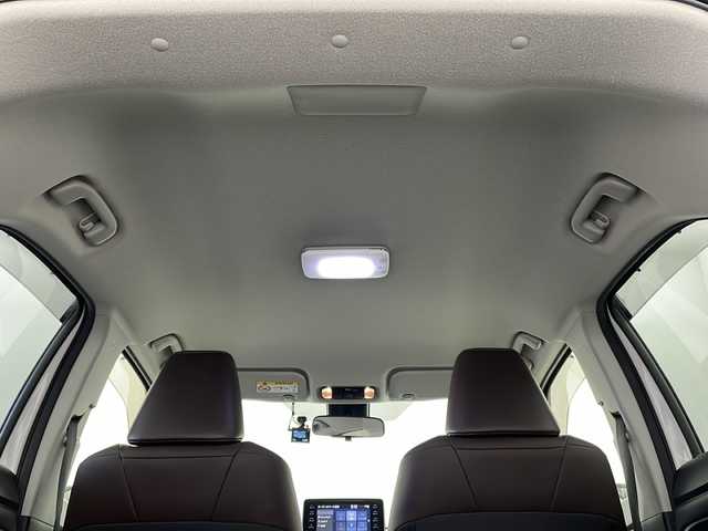 トヨタ ヤリスクロス ハイブリッド Z 栃木県 2021(令3)年 5.9万km ブラックマイカ/ホワイトパールクリスタルシャイン 2トーン 4WD/AC1500W電源/GRマッドガード/純正8インチディスプレイオーディオ/・Apple CarPlay/Android Auto/Bluetooth/USB/Miracast/・フルセグTV/AM/FM/トヨタセーフティセンス/・プリクラッシュセーフティ/・レーントレーシングアシスト/・レーンディパーチャーアラート/・レーダークルーズコントロール/・アダプティブハイビームシステム/・ブラインドスポットモニター/・ロードサインアシスト/コンビネーションシート(合皮)/シートヒーター(D/N席)/ステアリングヒーター/電動パーキングブレーキ(HOLDスイッチ付)/ドライブレコーダー(F/R)/ダウンヒルアシスト/後付けセンターコンソール/LEDヘッドライト/ドアバイザー/カーボン調スカッププレート/カーボン調ドアインナーパネル/純正18インチアルミホイール/スマートキー×2本/社外フロアマット/サイド+カーテンエアバッグ/保証書、取扱説明書