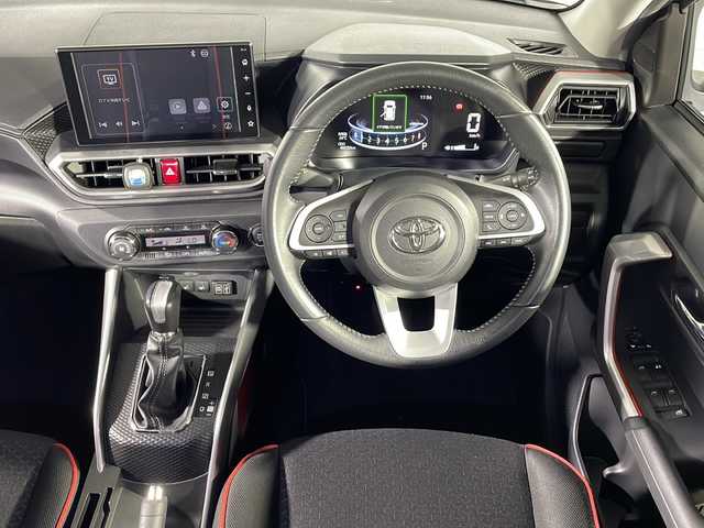 トヨタ ライズ Z 沖縄県 2021(令3)年 4.6万km ブラックマイカメタリック 禁煙車　/（ディスプレイオーディオ　」フルセグＴＶ　Ｂｌｕｅｔｏｏｔｈ接続）　/全方位カメラ　/ＥＴＣ　/クルーズコントロール　/コーナーセンサー　/シートヒーター　/ＬＥＤヘッドライト　/オートライト　/オートハイビーム/純正アルミホイール/純正フロアマット