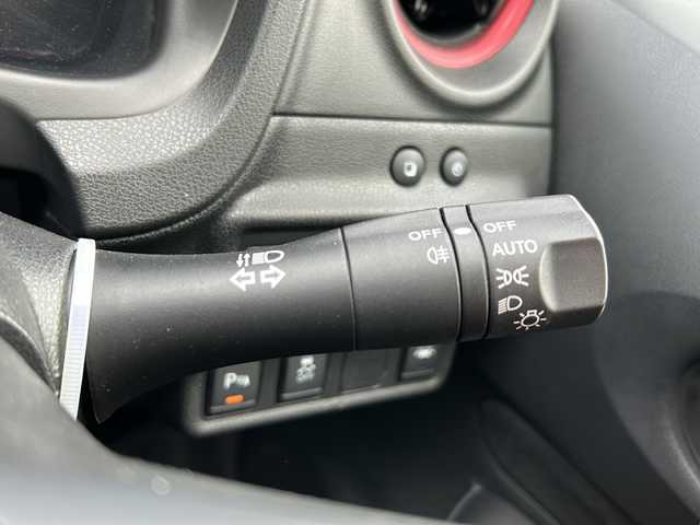 日産 ノート e－パワー ニスモ 山口県 2019(令1)年 6.1万km ブリリアントホワイトパール 純正SDナビ【MM319D‐W】/　Bluetooth、CD、DVD、フルセグテレビ、FM・AMラジオ/バックカメラ/ETC2.0/レーダークルーズコントロール/ドライブレコーダー【DJ4-D】/社外車高調TEIN/社外17インチアルミホイール/純正フロアマット/プッシュスタート/スマートキー/スペアキー/純正ハンドルカバー/レーンキープアシスト/エマージェンシーブレーキ