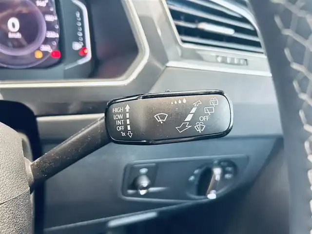フォルクスワーゲン ティグアン TDI 4モーション Rライン ディナウディオ 大阪府 2020(令2)年 3.3万km 黒 ACC/黒革/Dメモリ付きパワーシート/シートヒーター/HUD/純正ナビ/360度カメラ/TV/applecarplay/DYNAUDIOサウンド/純正20インチAW/LEDヘッドライト/電動リアゲート