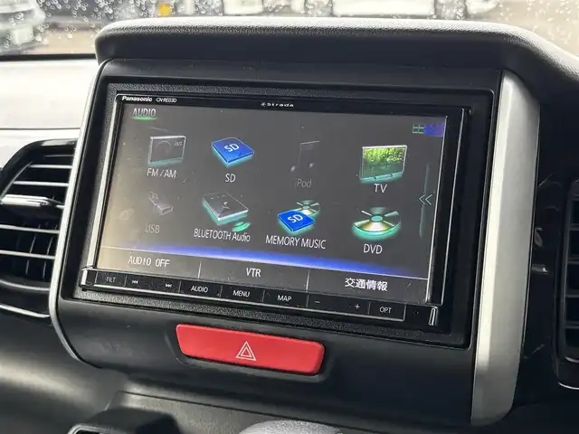 ホンダ Ｎ ＢＯＸ カスタムG SSブラックスタイル 大分県 2017(平29)年 9万km ブリティッシュグリーンP ・社外ナビ(CD.DVD.SD.BT)/・バックカメラ/・フルセグテレビ/・両側パワースライドドア/・ETC/・シートヒーター/・ステアリングリモコン/・スマートキー/・スペアキー